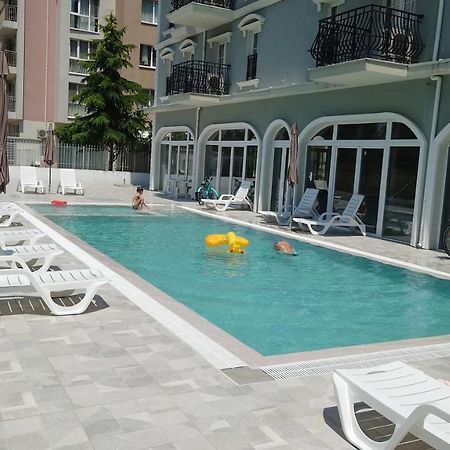 St. Sofia Apartments - Official Rental Slântsjev Brjag Eksteriør bilde