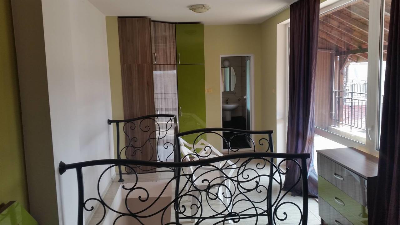St. Sofia Apartments - Official Rental Slântsjev Brjag Eksteriør bilde