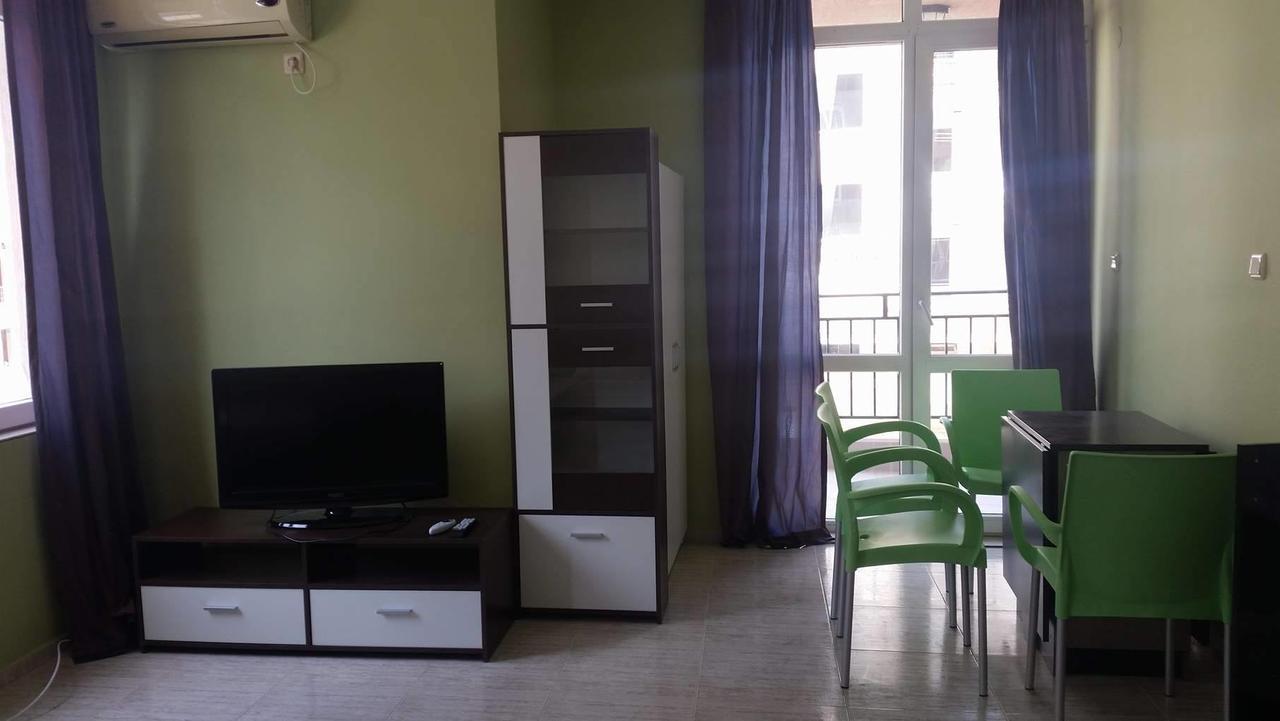 St. Sofia Apartments - Official Rental Slântsjev Brjag Eksteriør bilde
